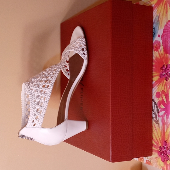 Donald plainer heels - Picture 3 of 4